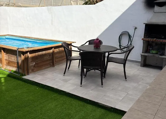 펜션 La Casita De Aitor; Campo Y Playa En *
