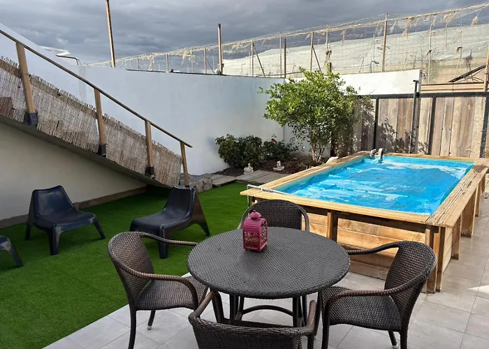 La Casita De Aitor; Campo Y Playa En 펜션